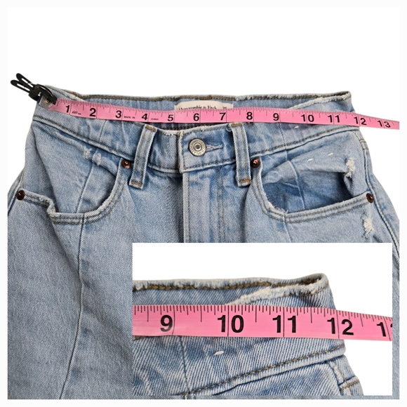 Abercrombie Sz 25‎ The 90s Straight Ultra High Rise Curve Love Split Hem - Picture 14 of 16
